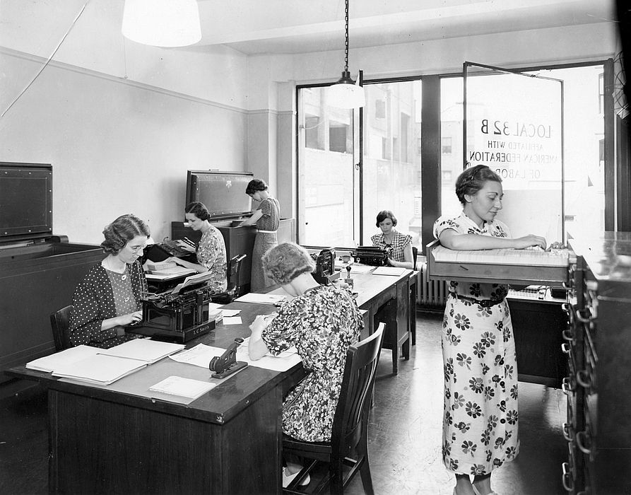 Click - Women’s Work - Women's Roles in the Workplace, Women's Roles in Modern Economy, History ...